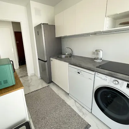 公寓 Montfleury Large 37m2, 5min To Centre, With 9m2 Balcony, Walk To